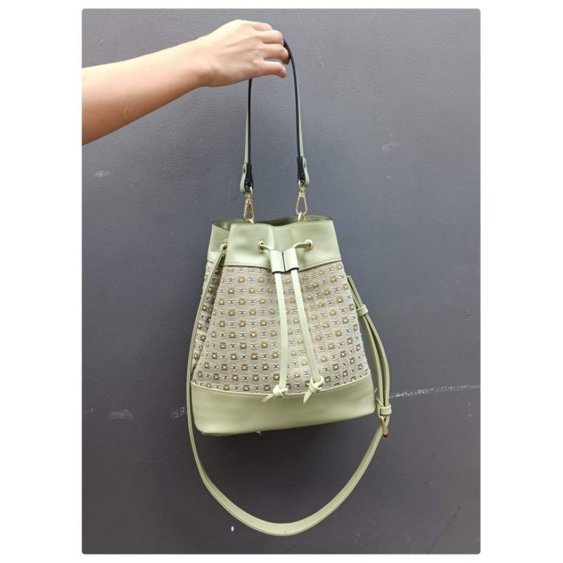 Túi Bucket Vải Phối Da - Chế tác độc quyền tại Hoahandmade