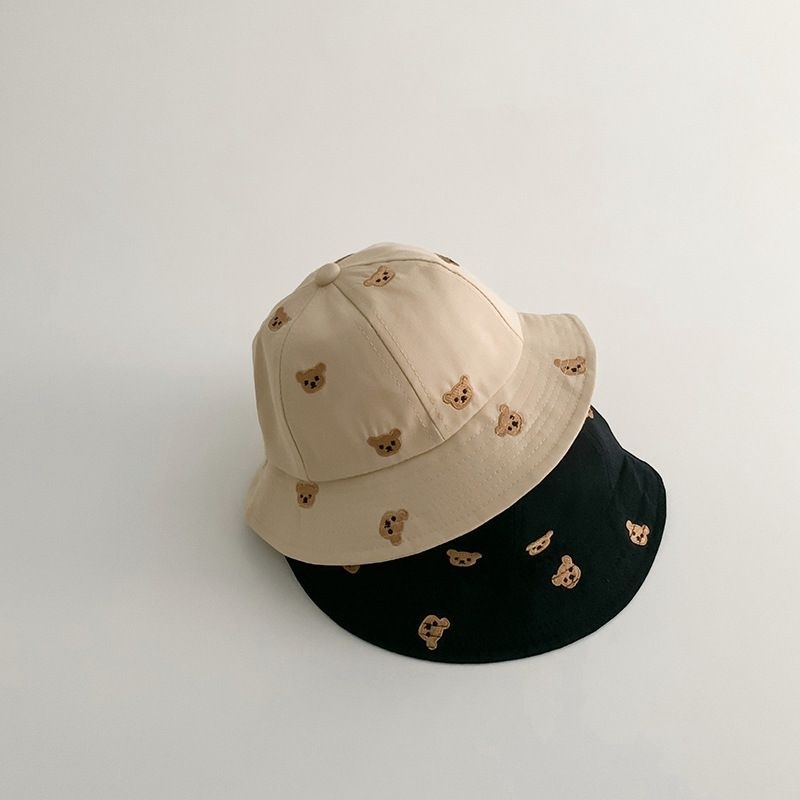 Mũ vành thêu họa tiết gấu dễ thương cho bé, mũ vành gấu có dây quai cho bé