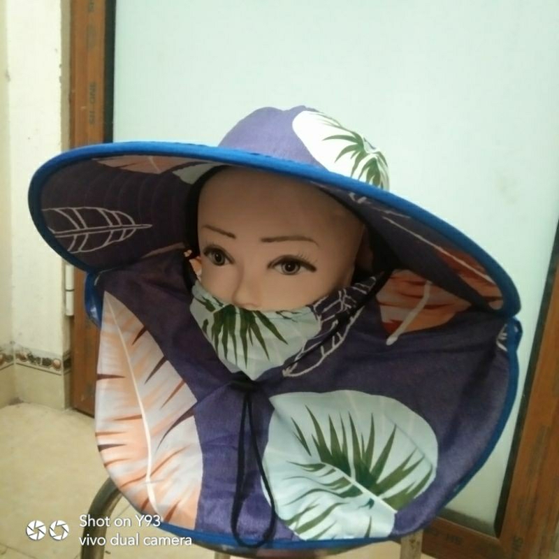 Mũ vành rộng có màn che chống nắng