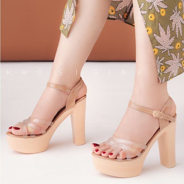 Giày sandal cao gót quai trong 12 phân đế đúc nguyên khối