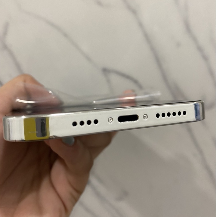 Mô hình đồ chơi không lên màn đt 13 prm trưng bày cửa hàng