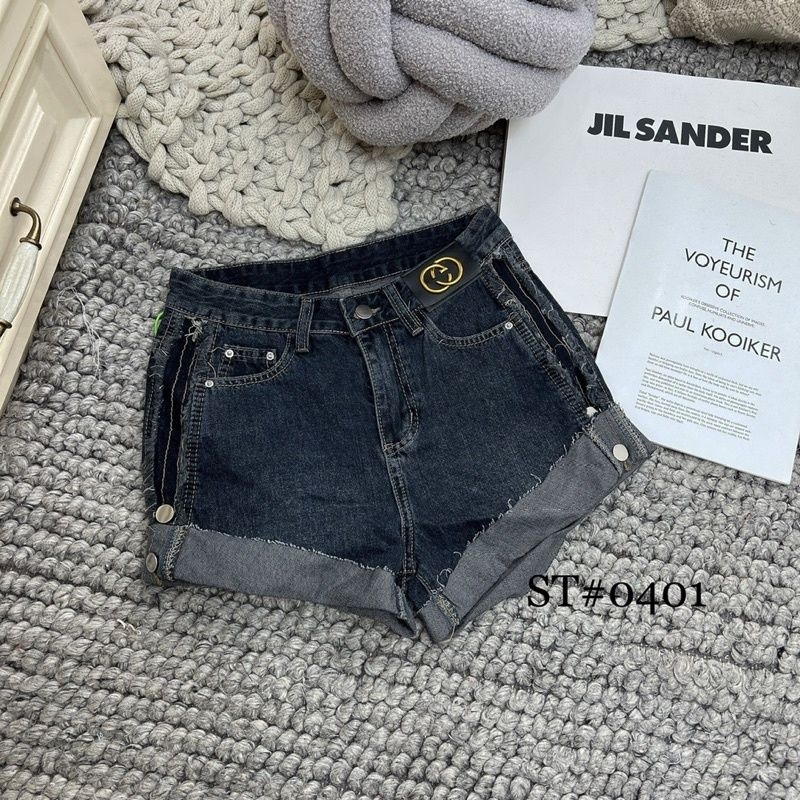 Quần sooc jeans gập gấu đính tag cạp hàng QCL1