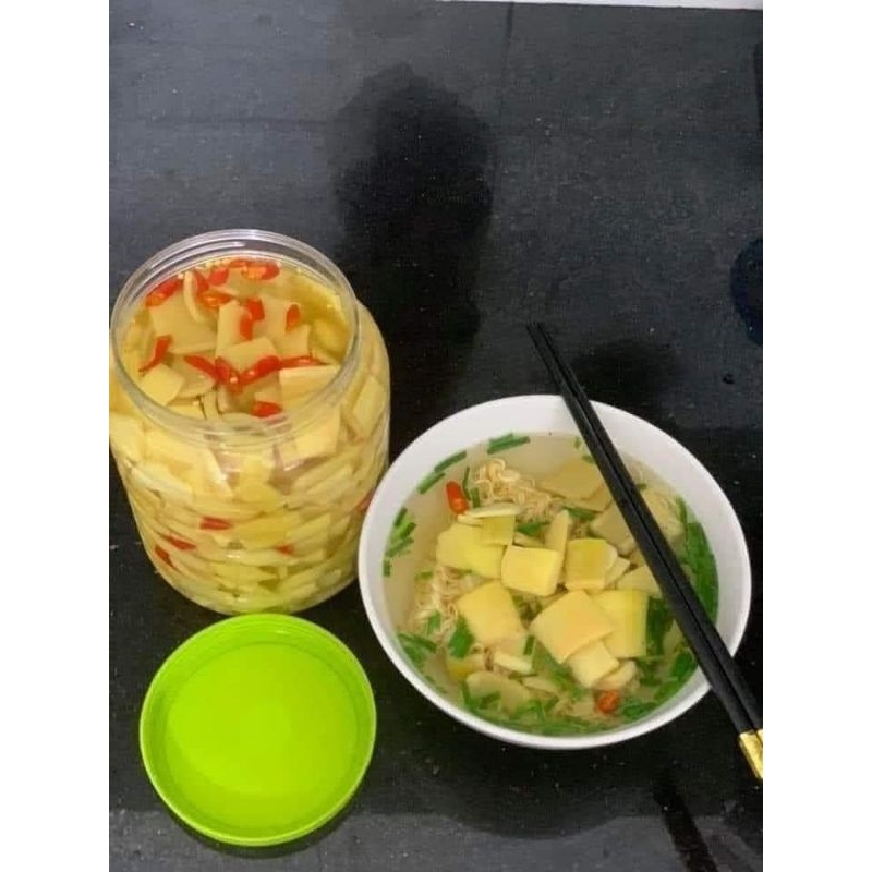 Măng muối Quỳ Châu Nghệ An hộp 2kg
