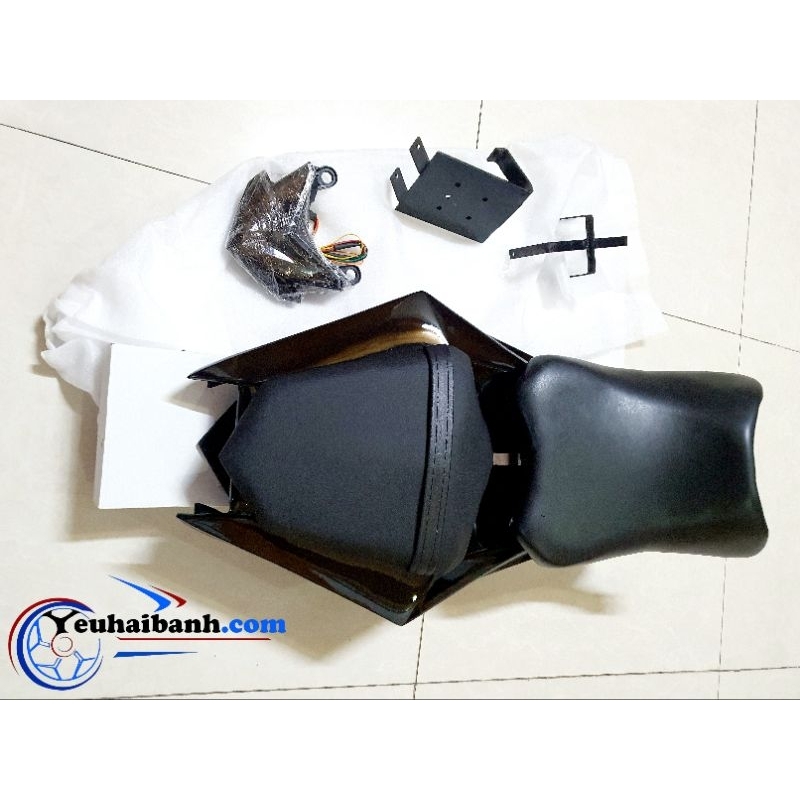 Đuôi Z800 cho FZ150i PNP