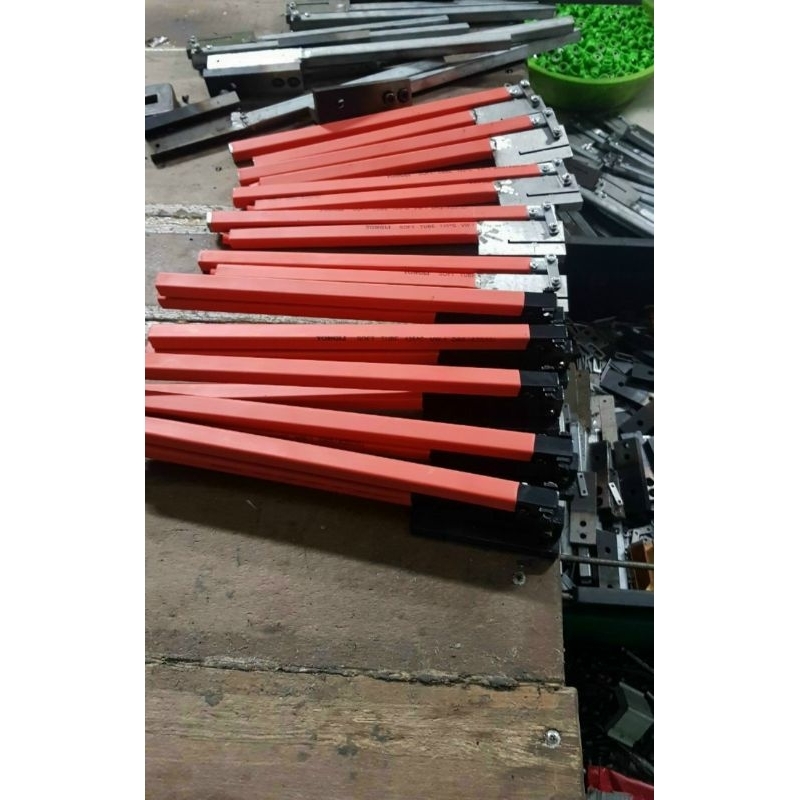 Kìm bấm lỗ ke nhảy 36