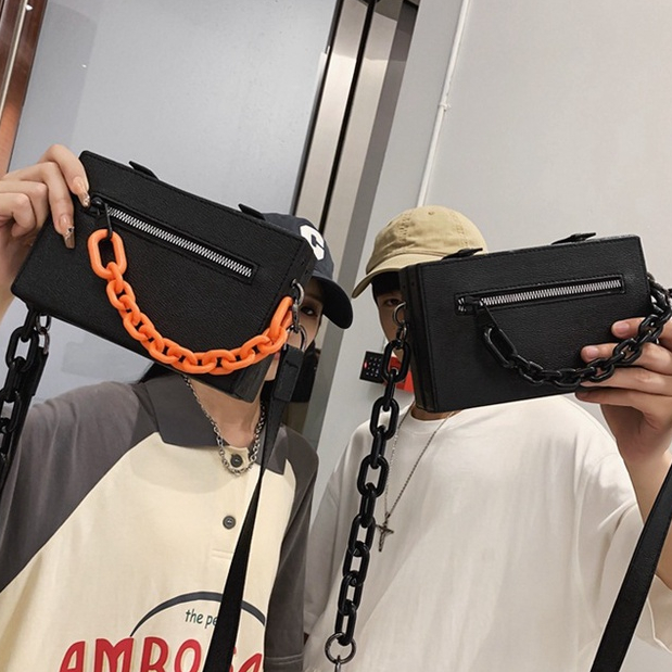 Túi Hộp Đeo Chéo Unisex Nam Nữ Túi Xách Đeo Vai Thời Trang Phối Dây Xích TS1 - Ladykiller