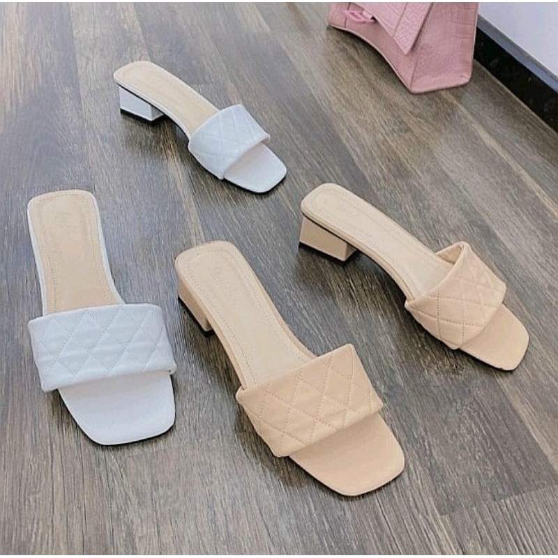 Giày dép kiểu kẻ ô vuông guốt 4 cm đủ bigsize 35 đến 45