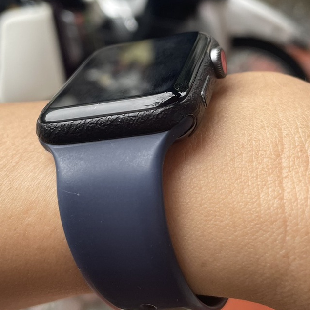 Miếng dán vân da 3M sang trong, lịch lãm, dễ dán, keo chắc bền.