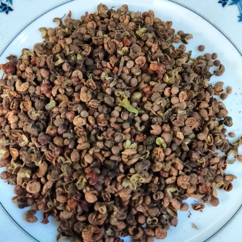 xuyên tiêu đỏ