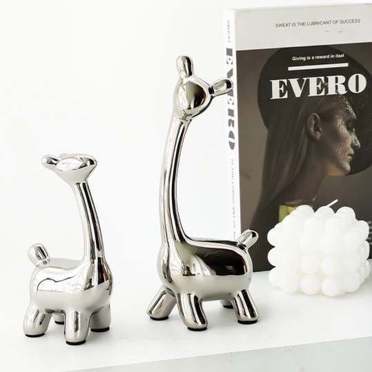 Tượng Gia Đình Hươu Cao Cổ Đoàn Viên Bằng Gốm Sang Trọng