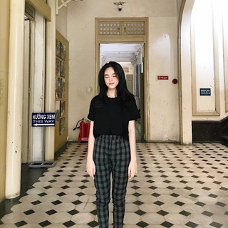 Ao crop & quần caro lưng thun