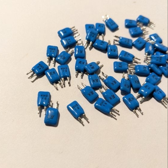 Điện Trở A E Japan  seri FLB  0.02% , 1/4w