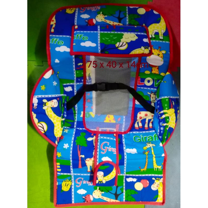 Áo vải thay cho áo xe nằm ăn bột Hoàng Thành không mui