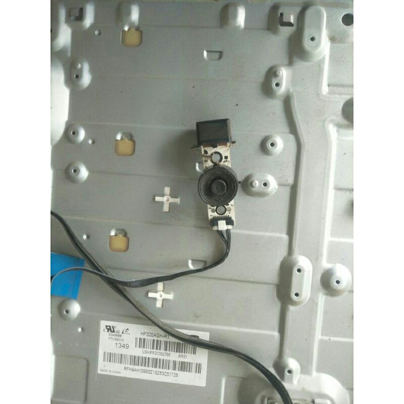 Bo xử lý, bo nguồn, mắt nhận tivi Samsung UA32F4100AR bóc máy