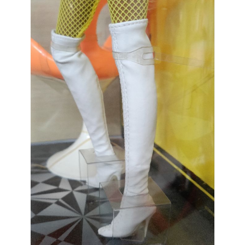 Búp bê barbie Pop life