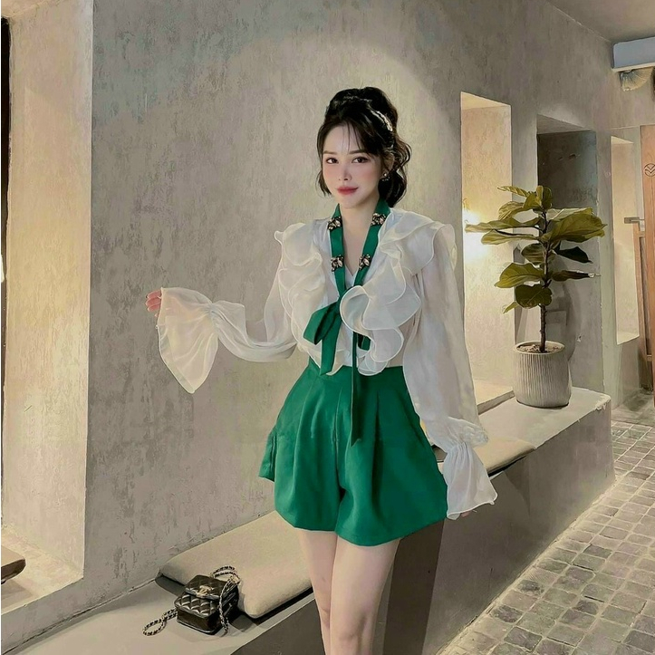 SÉT ÁO TAY DÀI BÈO VAI KÈM QUẦN &amp; DÂY NƠ CÓ ĐÍNH ONG HOẠ TIẾT CỔ hottrend sành điệu