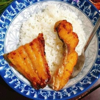 CÁ DỨA PHI LÊ ƯỚP 2 NẮNG. 500g (giao hỏa tốc)