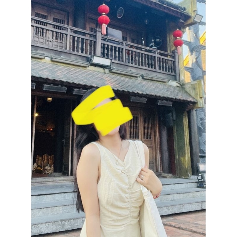 Pass đầm hai dây nhún ngực