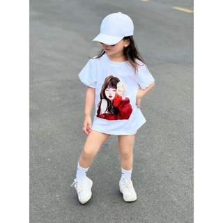 Áo cô gái áo đỏ