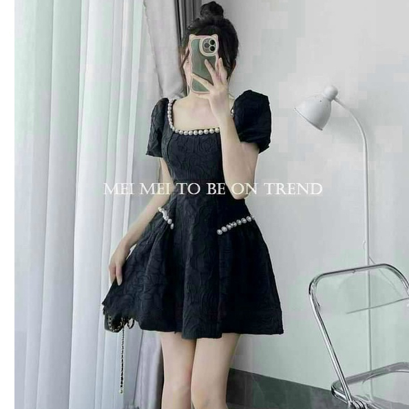 Đầm thời trang nữ dáng xòe nhẹ tay phồng cổ vuông chạy viền ngọc siêu dễ thương