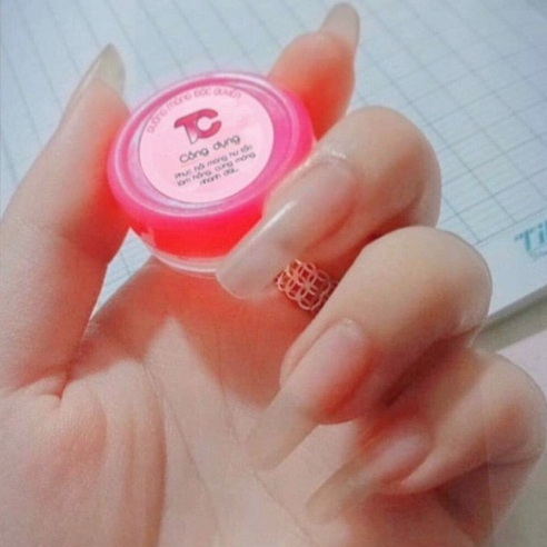 Kem dưỡng móng tay cứng kích nhanh ra dài móng hồng hào