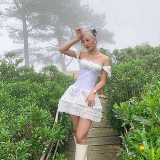 (𝐈𝐆 : 𝐂𝐢𝐜𝐢𝐥𝐢𝐚 𝐕𝐢𝐧𝐭𝐚𝐠𝐞) White Swan Set - Váy Swan Lụa mix UnderBust Corset Trắng siêu hack dáng