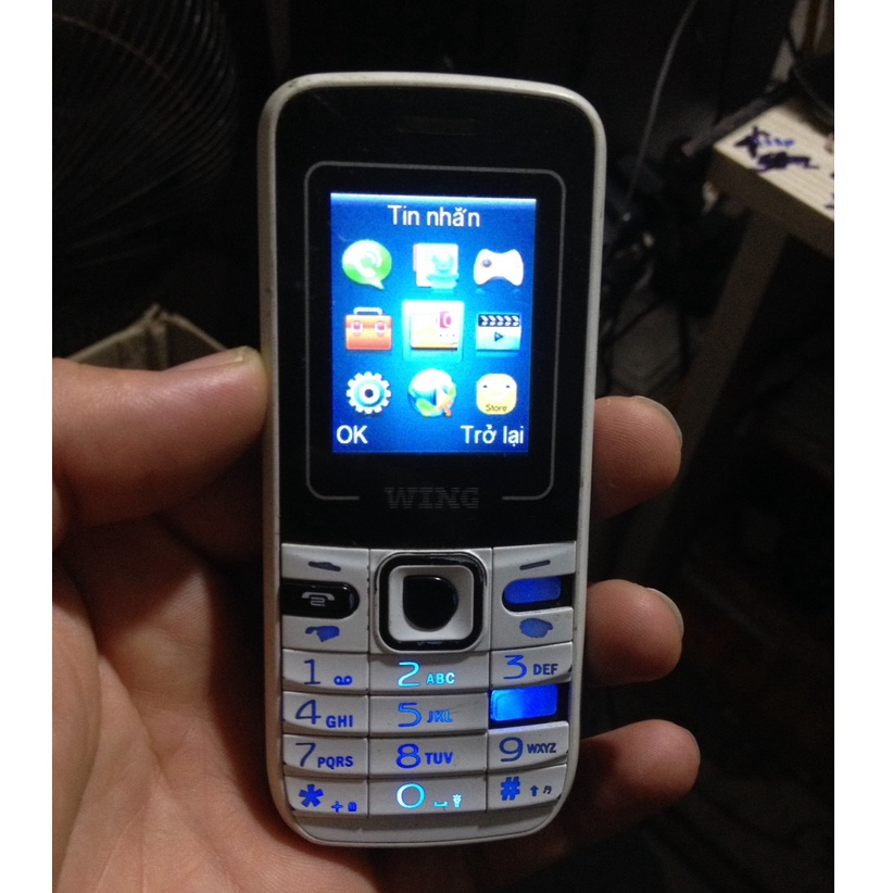 Xác WING S88 -2 sjm , màn đẹp , sóng căng , nghe gọi được , có thể xài bin NOKIA 5CB , máy không bin