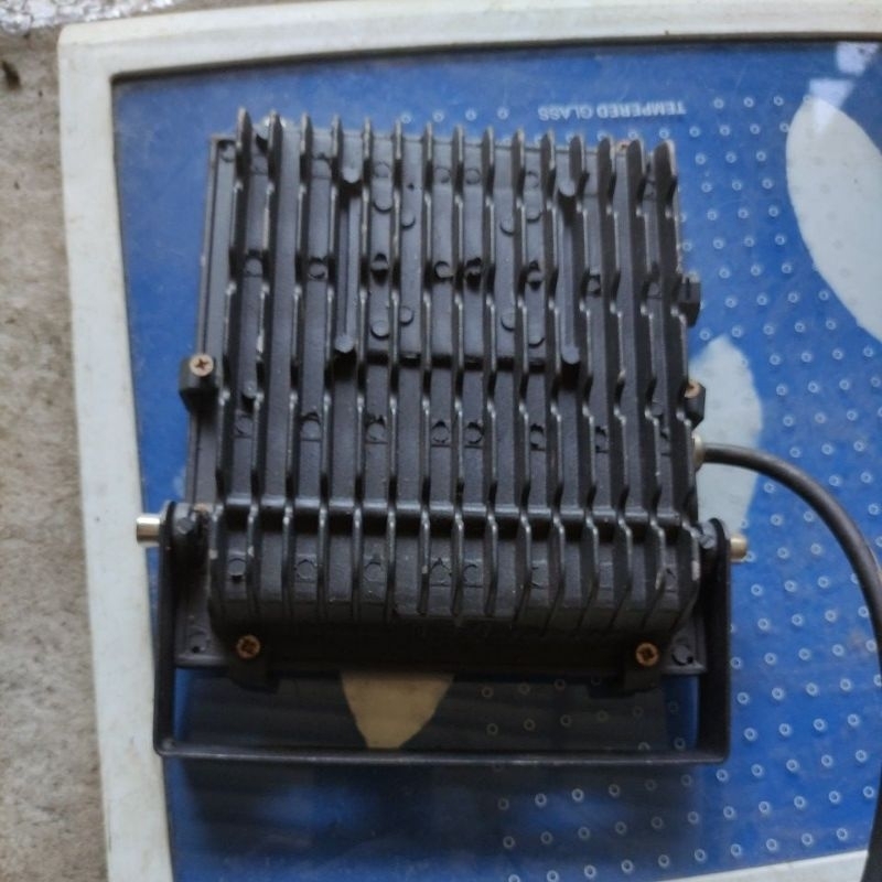 Đèn pha led ngoài trời rạng đông 50w