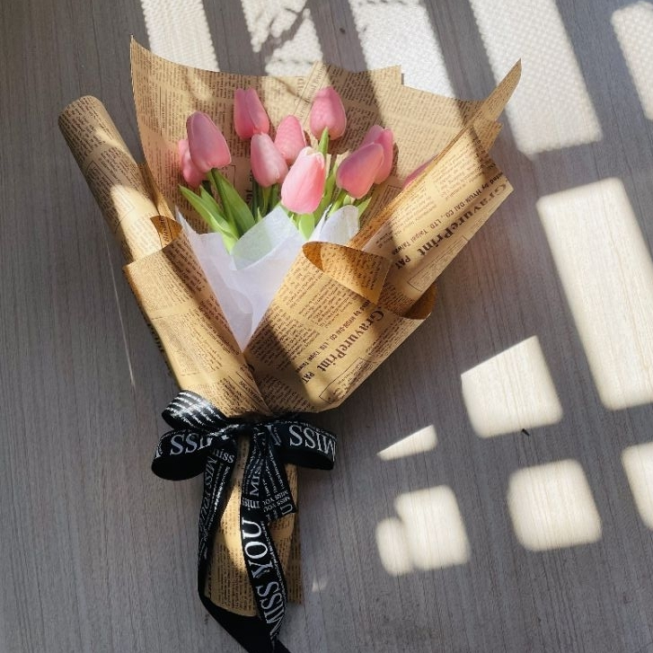 [Ảnh Thật] Set Bó Hoa Tulip Xinh Xắn Bó Theo Yêu Cầu Dùng Làm Đạo Cụ Chụp Ảnh/Tặng Sinh Nhật.. Có Thể Chọn Màu