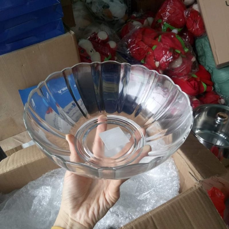 Tô thủy tinh Luminarc 20cm. Hàng KM Nestle