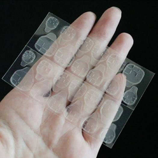 Vỉ 24 miếng keo dán móng silicon hai mặt