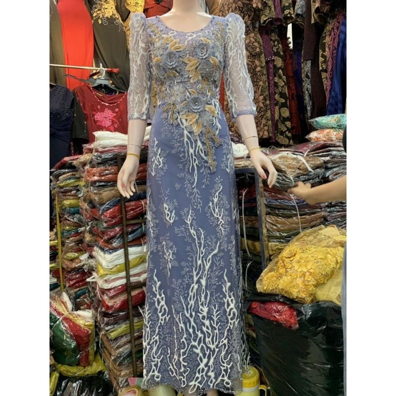 Áo dài Kim sa hoa đỏ tay loe to dài