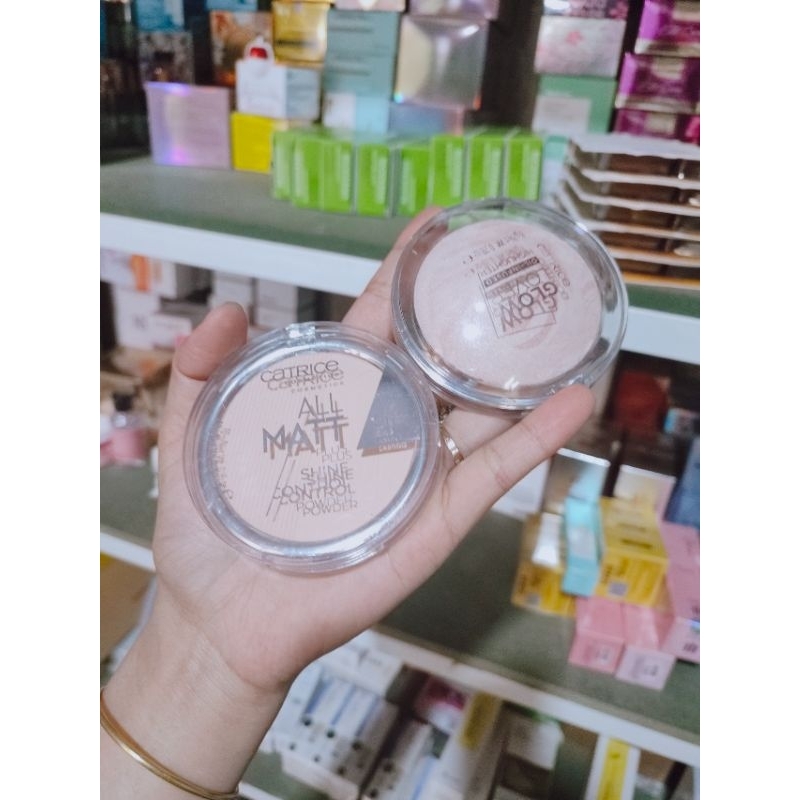 [ảnh thật] Phấn bắt sáng Glow và phấn phủ Catrice