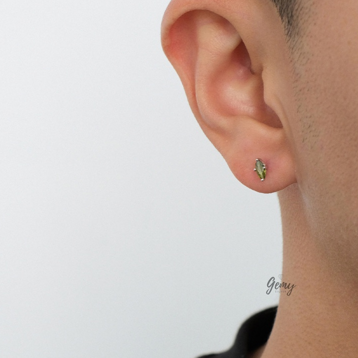 Khuyên tai nam nữ bạc 925 đính đá màu xanh phong cách unisex Uri (1 chiếc) | GEMY SILVER K187