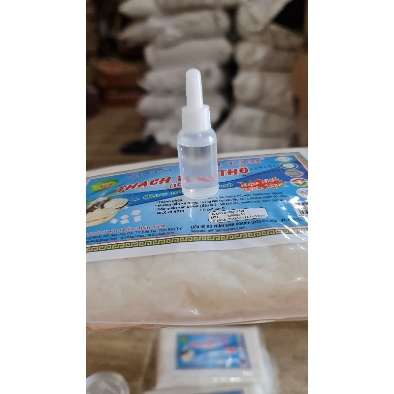 Hương dừa nấu thạch dừa thô.