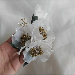 Hoa cài áo handmade Joli màu trắng