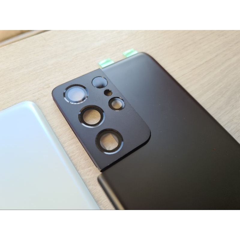 Nắp lưng Samsung S21 Ultra ,có kính camera sau