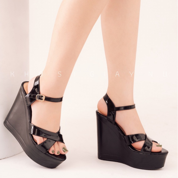 Giày sandal đế xuồng cao gót quai chéo 12 phân thiết kế cân bằng