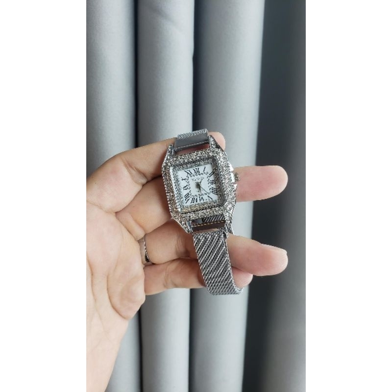 Đồng Hồ nữ cao cấp womege .