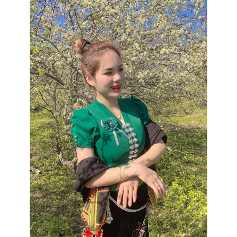 Áo cóm dân tộc thái