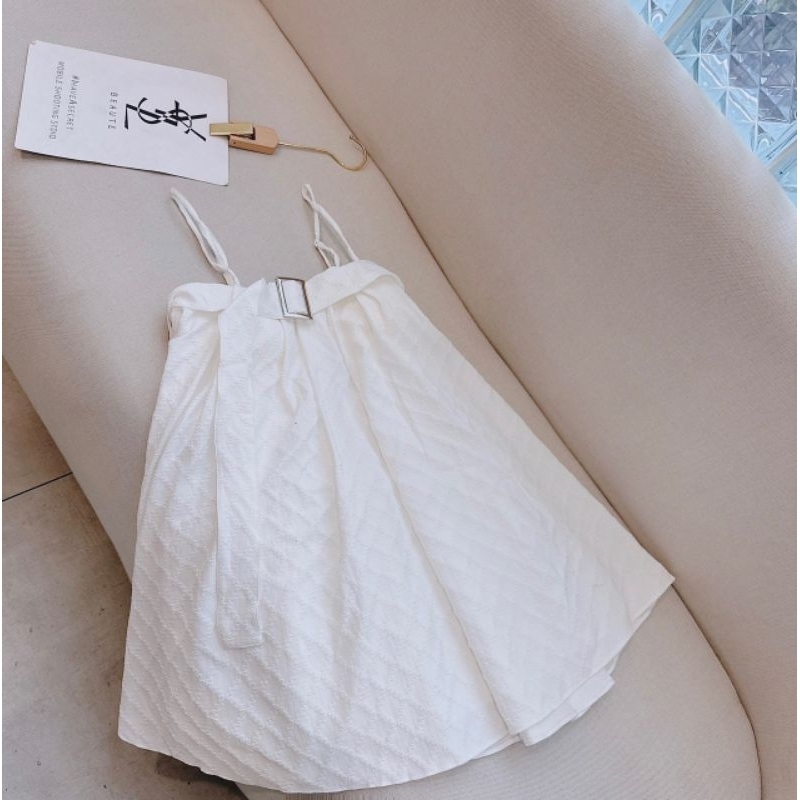 Đầm 2s doll xô kèm belt trắng
