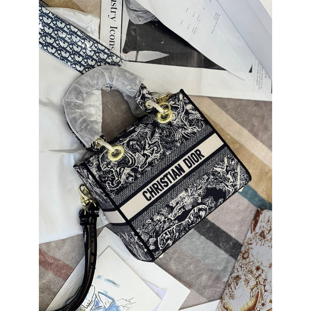 Túi xách dáng hộp thổ cẩm dior lady fullbox hàng sẵn