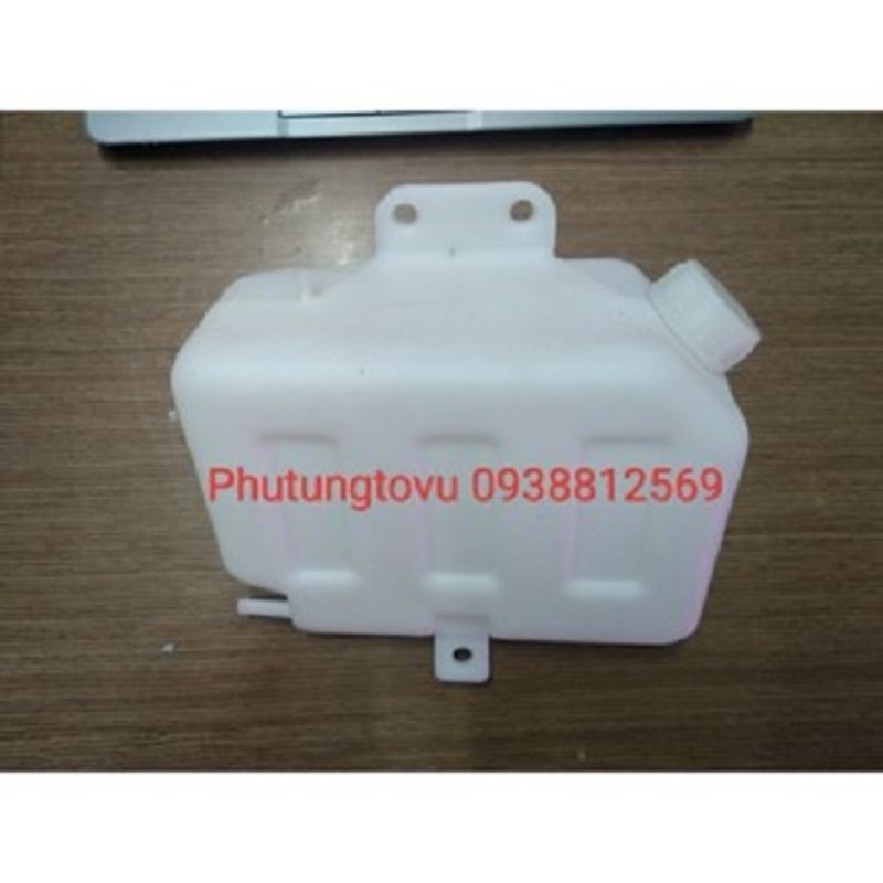 Bình nước phụ xe tải Huyndai 3t5