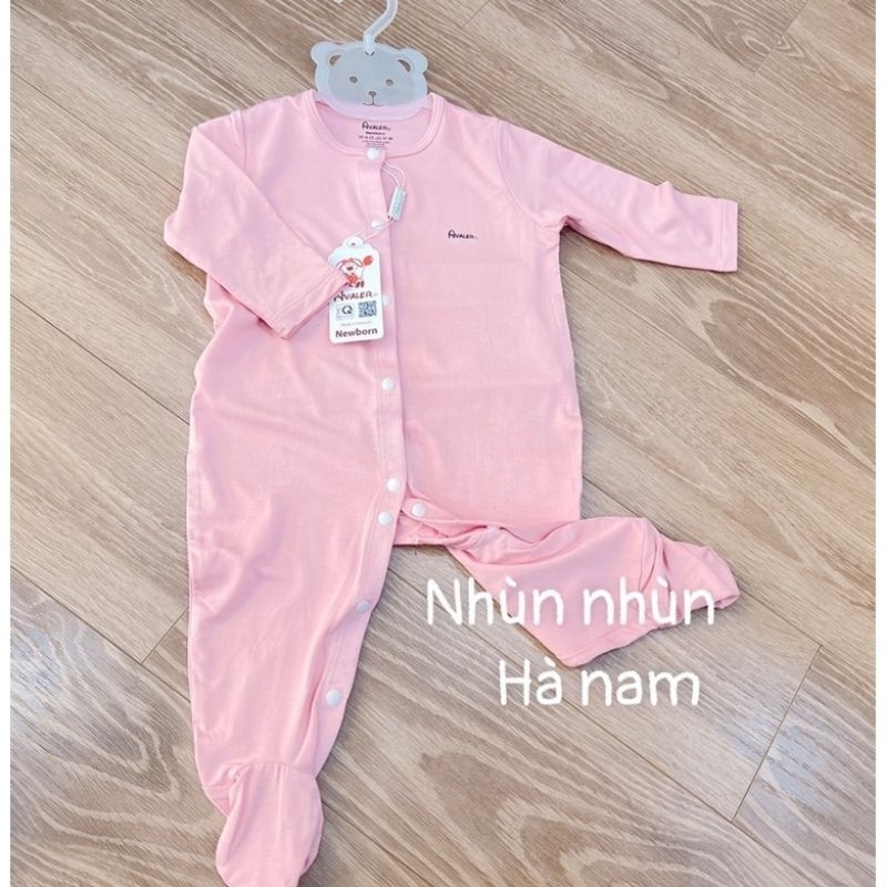 Body sơ sinh dài liền tất cho bé Avaler chất sợi tre mềm, mát co giãn tốt