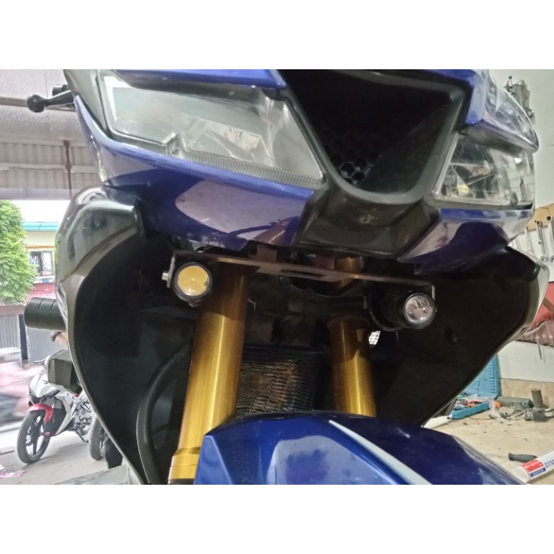 pát trợ sáng mini r15v3
