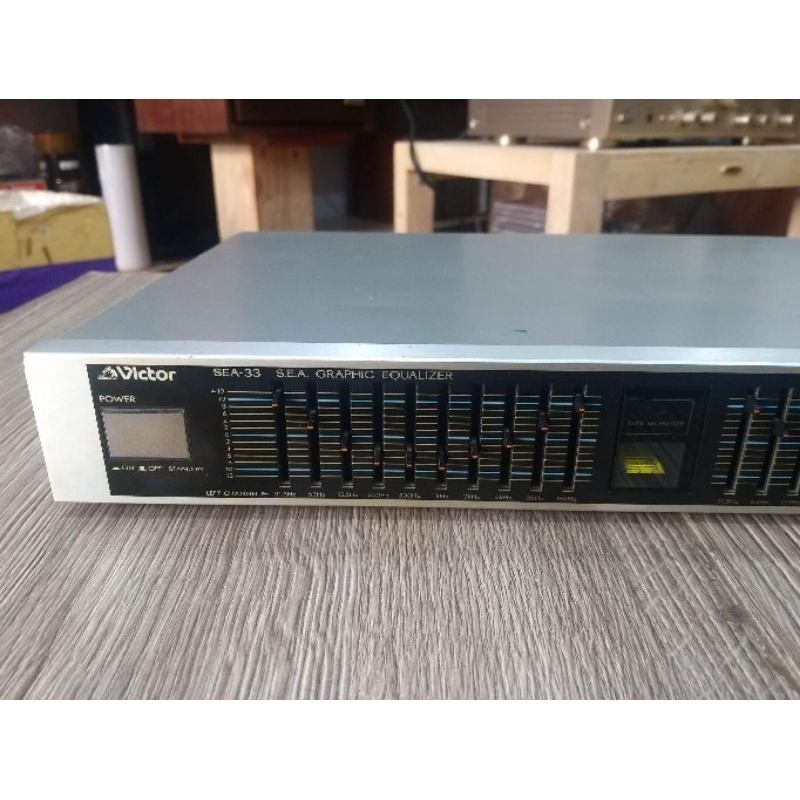 EQ lọc nhạc Victor SEA-33