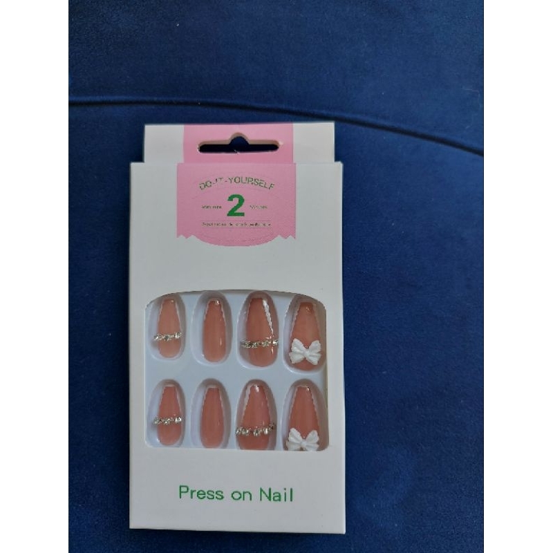 M36 Hộp 24 móng tay giả đính đá, nail xinh có sẵn keo