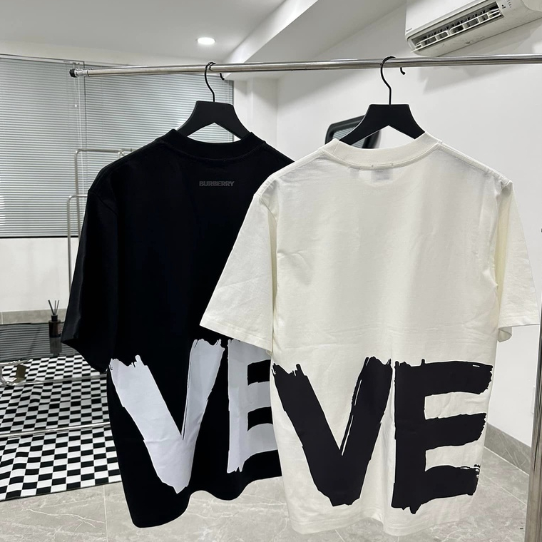 Áo Thun Burberry nam nữ LOVE phong cách luxury chất vải vải cotton organic Bestqualtiy | BigBuy360 - bigbuy360.vn