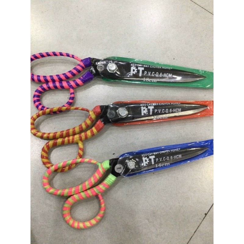 Kéo cắt vải lớn 18 cm