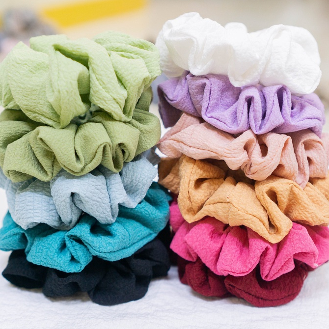 SCRUNCHIES TRƠN - Vải xốp trendy, hot trend 2023